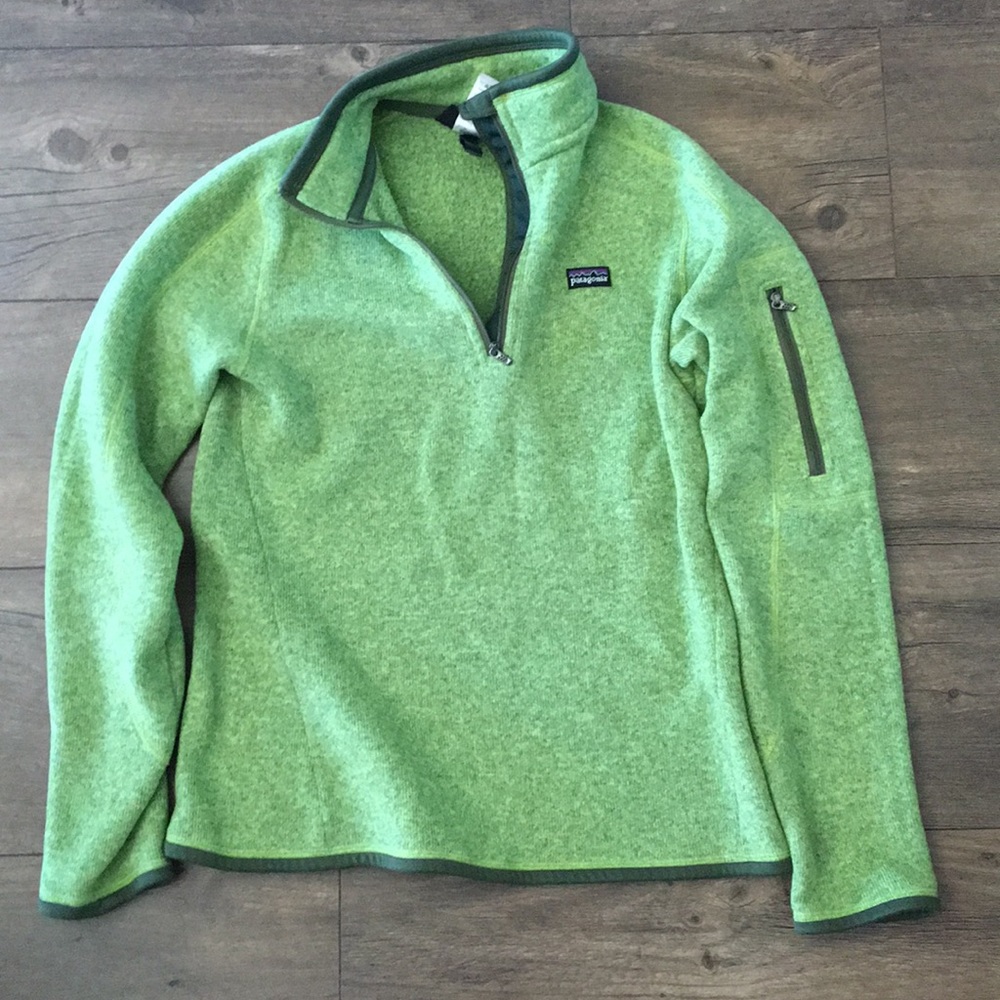 Green Patagonia half zip
